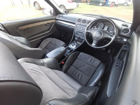 Audi - S4 4.2V8 Cabriolet