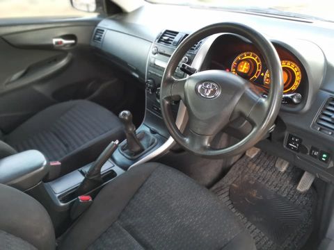 Toyota - Corolla Professional Advanced 1.6i 