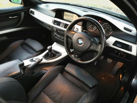 BMW - 325i M Sports