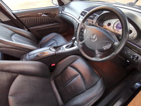 Mercedes-Benz - E320 Avantgarde