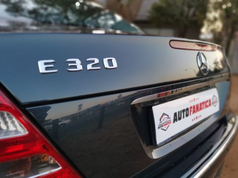 Mercedes-Benz - E320 Avantgarde