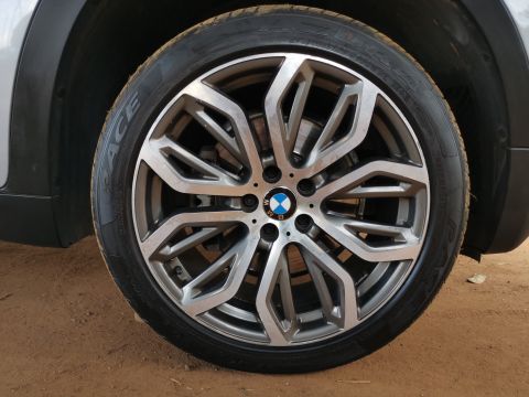 BMW - X5 3.0D 7 Seater