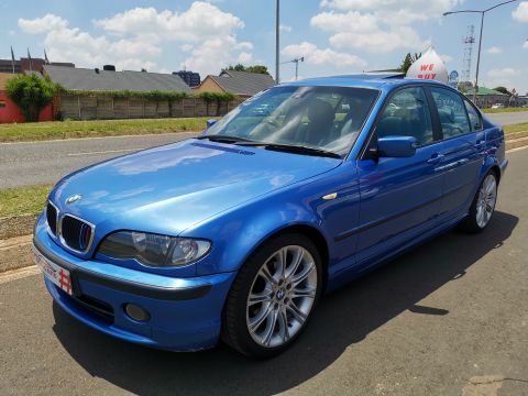 BMW - 318i Sports Pack Individual Special Edition
