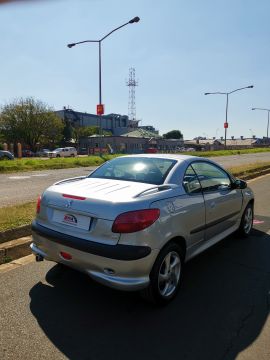 Peugeot - 206CC