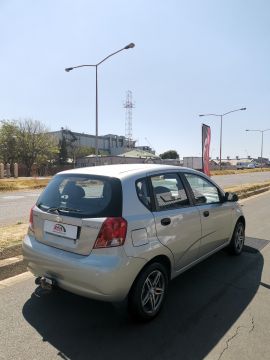 Chevrolet - Aveo 1.5