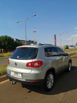 Volkswagen - Tiguan Sport 4Motion