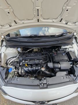 Hyundai - i20 1.4 Fluid