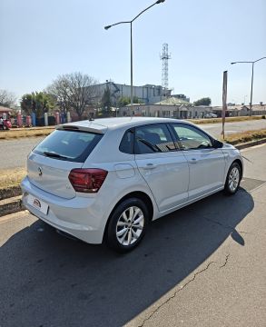 Volkswagen - Polo 1.0TSi