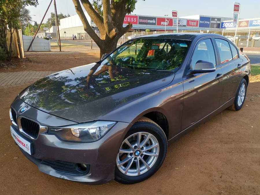 BMW 320d F30