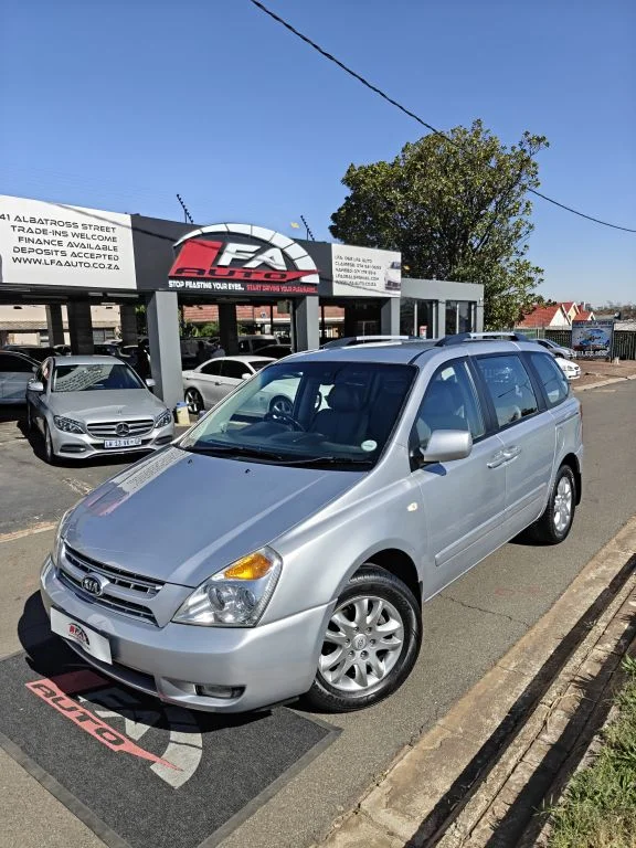 Kia Sedona 2.9CRDi